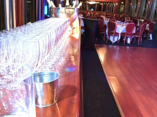 Organising a Company End-of-Year Party aboard a Boat in Paris